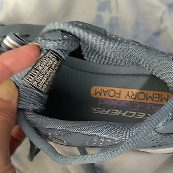 NWT Women's Skechers D'Lites blue shoes size 6.5 💙