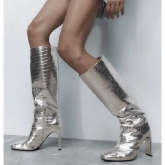 NWT ZARA Laminated HEELed KNEE HIGH BOOTS SILVER Metallic 38 7.5 4 In Heel Croc
