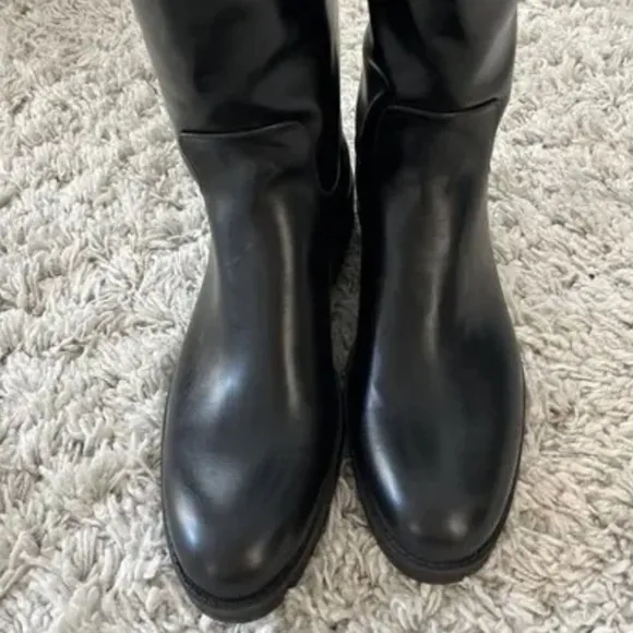 NWT Zara Low Heel Tall Boots With Buckles Black Bloggers Style Size 9 or EU 40