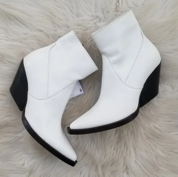 NWT Zara White Cowboy Ankle Boots