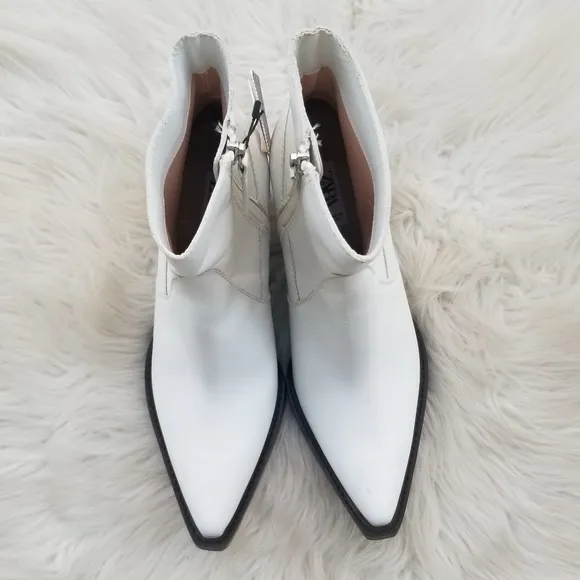 NWT Zara White Cowboy Ankle Boots
