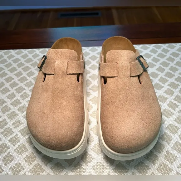 NWT🌷BIRKENSTOCK Platform Clogs