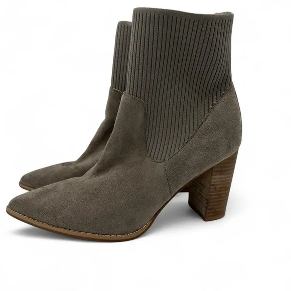 Oasis Society Grey Beige Sock Ankle Booties Boots Size 9