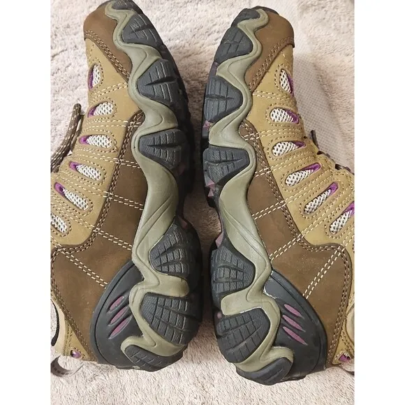 Oboz Sawtooth II Low - Waterproof - Brown Hiking Boots Worn Once Sz 6.5