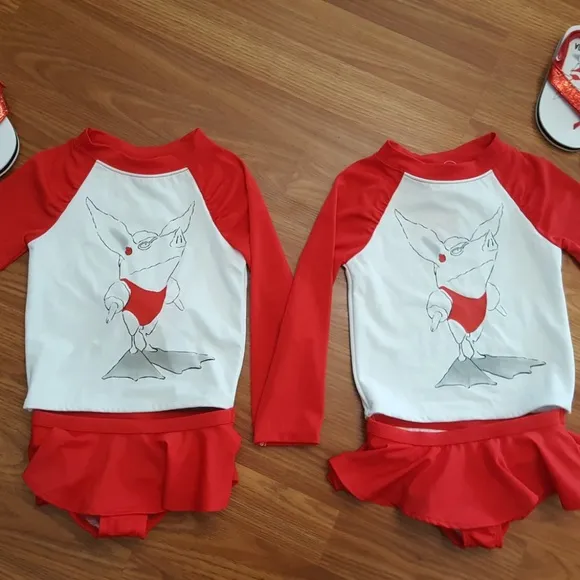 Olivia Pig swimsuits