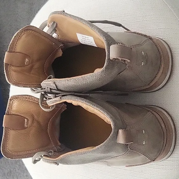 Olukai Huaka’i Puki leather men’s 9.5 hiking boots outdoor gorpcore