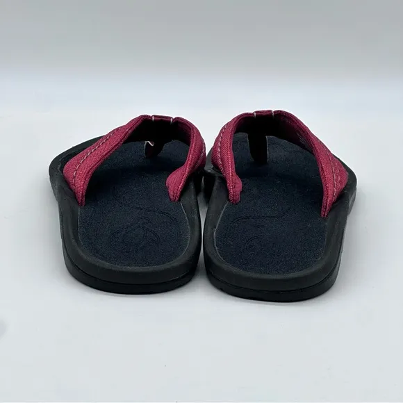 Olukai Hukoa Mesh Sandals. Size 10