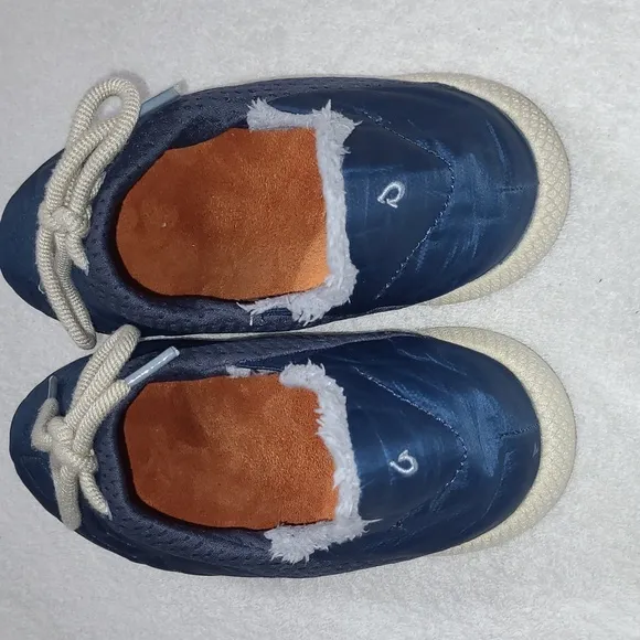 OluKai Mahiki Faux Shearling Sherpa Slip On Shoes Size 10 Women's