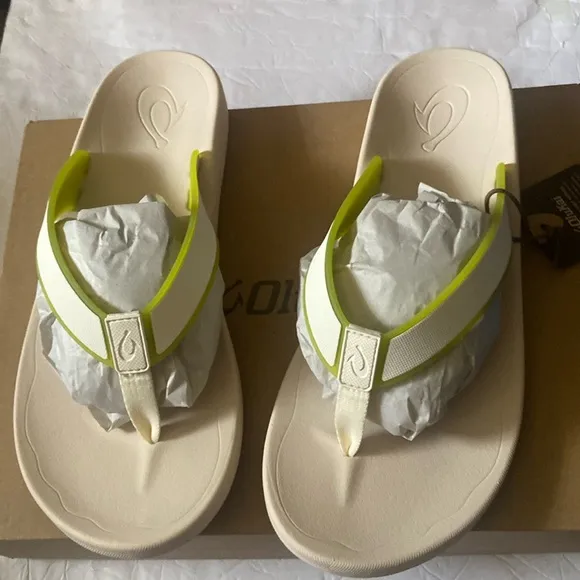 Olukai men’s off white koko’o sandals