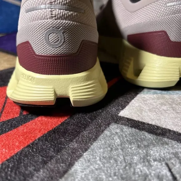 On Cloud X3 Running Shoes Size11.5 for Men’s in Fog and Hay