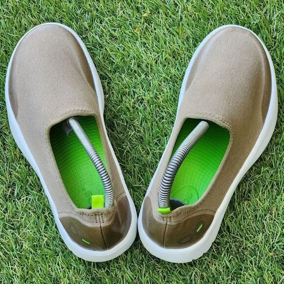 OOFOS OOmg eeZee - Womens Shoes - SIZE 6.5