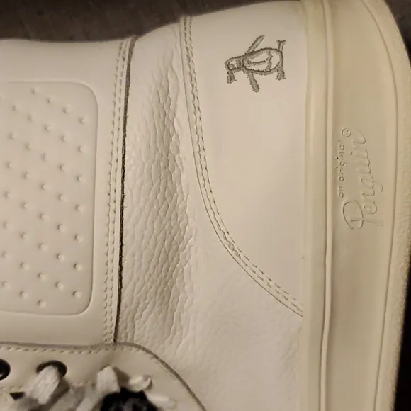 Original Penguin by Munsingwear Men's Athletic White Sneakers - Size 9
