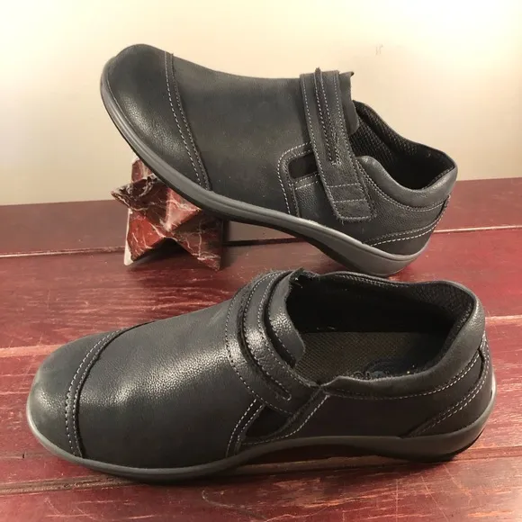 OrthoFeet Women's Solerno Casual Shoes Black Leather Size 7.5 Wide