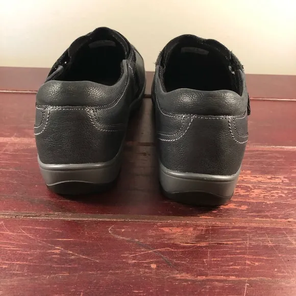 OrthoFeet Women's Solerno Casual Shoes Black Leather Size 7.5 Wide