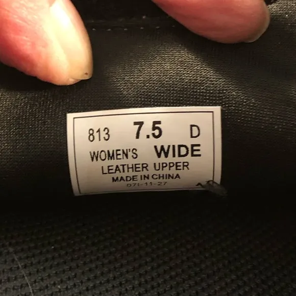 OrthoFeet Women's Solerno Casual Shoes Black Leather Size 7.5 Wide