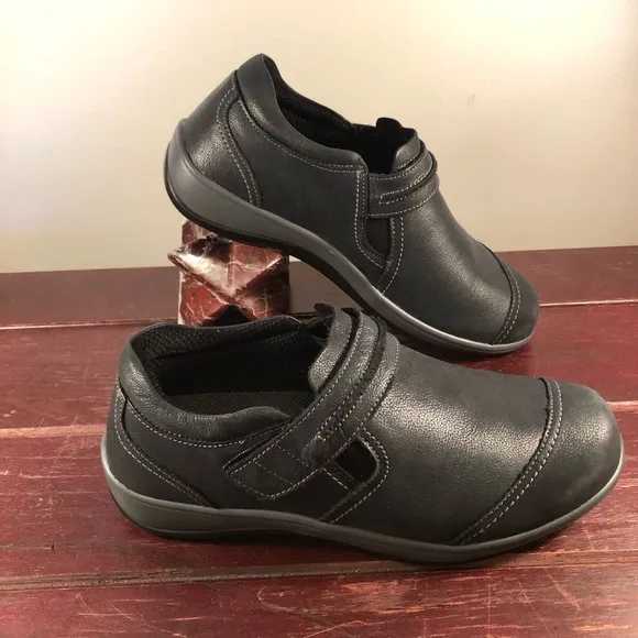OrthoFeet Women's Solerno Casual Shoes Black Leather Size 7.5 Wide