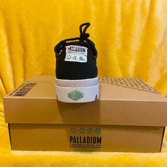Palladium loafersLow top vegan shoes