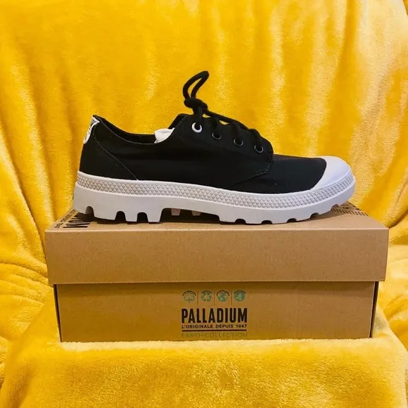 Palladium loafersLow top vegan shoes