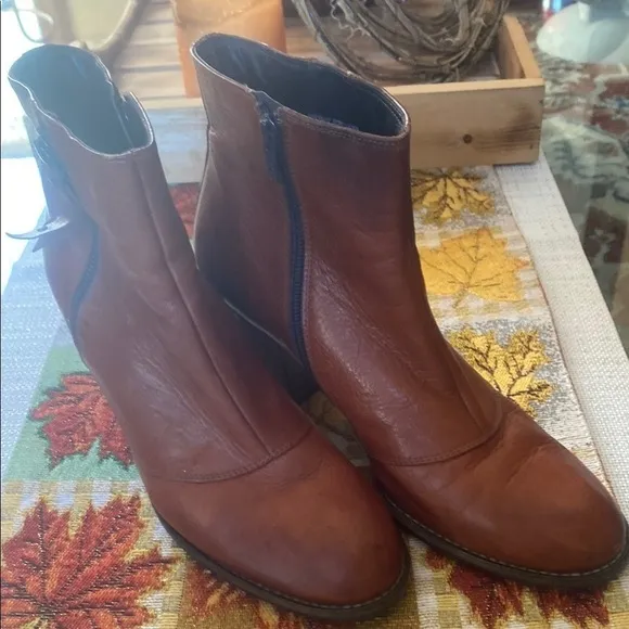 PAUL GREEN Brown Leather Ankle Boots for Women