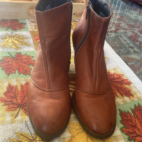 PAUL GREEN Brown Leather Ankle Boots for Women