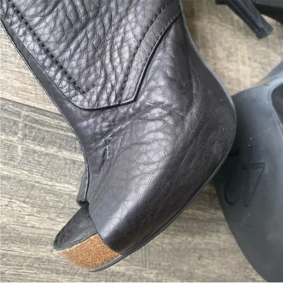 Pedro Garcia Booties Size 42 Black Leather High Heel Open Toe Sexy &amp; Classic