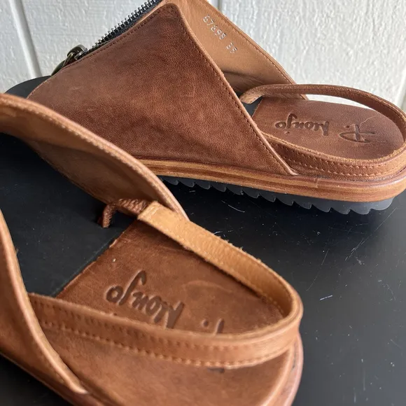Pep Monjo Leather Zipper Sandals with Slingback in Brown Size 39