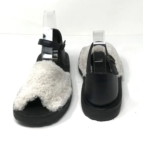 PePe Sandals