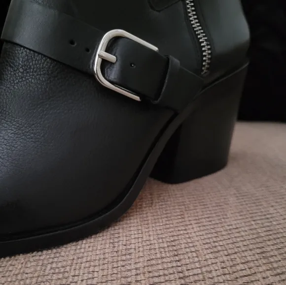 POUR LA VICTOIRE WILSON GENUINE LEATHER ANKLE BOOTS