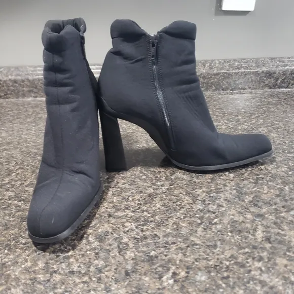 PRADA ankle boots 38