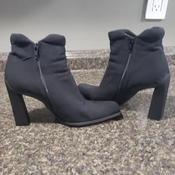 PRADA ankle boots 38