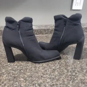 PRADA ankle boots 38
