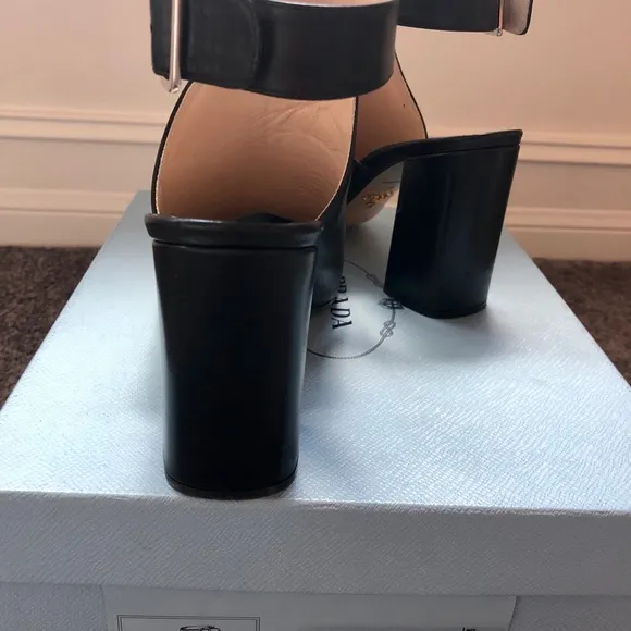 PRADA Calzature Donna Sandals