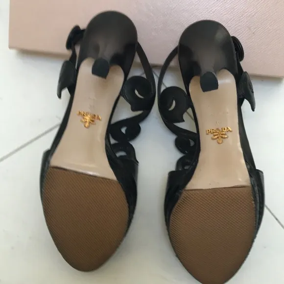 Prada sandals size39