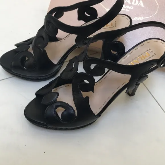 Prada sandals size39