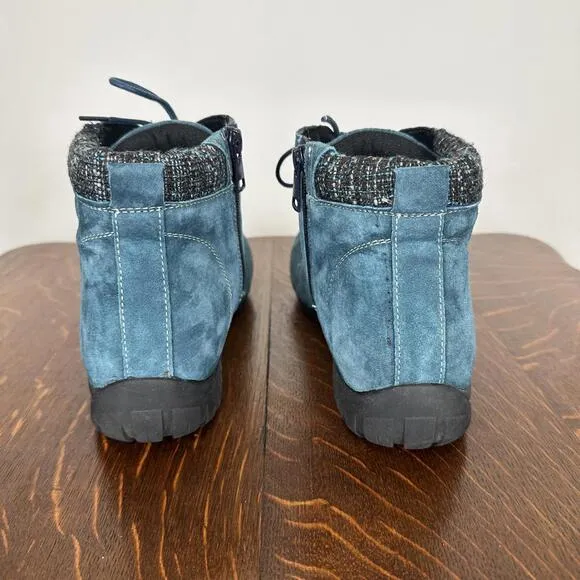 Propet Delaney Blue Suede Water Resistant Comfort Ankle Boot SIZE 10