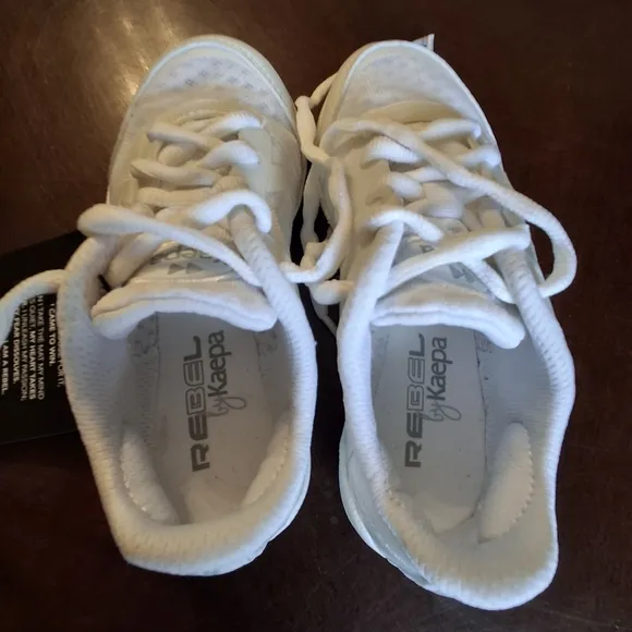 Rebel Ruthless Cheer Athletic Shoes White Youth Size 11