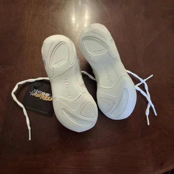 Rebel Ruthless Cheer Athletic Shoes White Youth Size 11