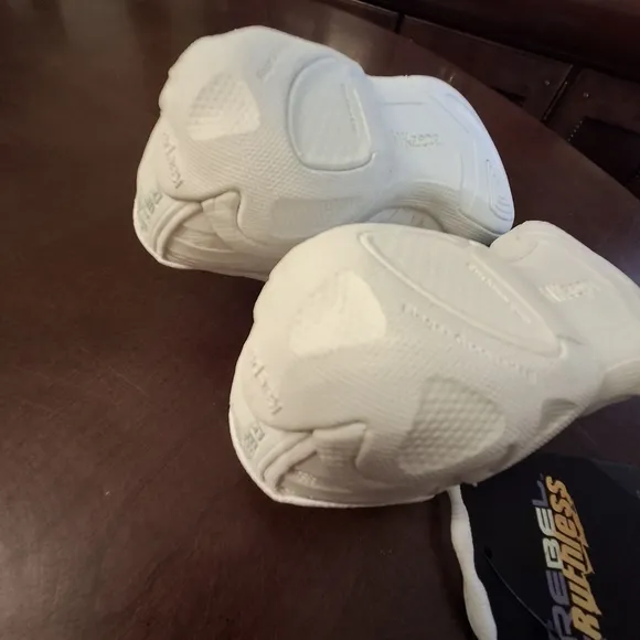 Rebel Ruthless Cheer Athletic Shoes White Youth Size 11