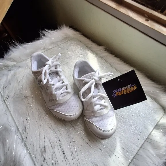 Rebel Ruthless Cheer Athletic Shoes White Youth Size 11