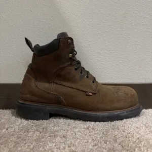 RED WING 4215 DynaForce Size 9 Waterproof Steel Toe Men Work Boots
