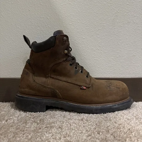 RED WING 4215 DynaForce Size 9 Waterproof Steel Toe Men Work Boots