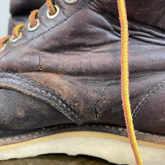 Red Wing Leather Lace Up Round Toe Work Boots Men's 9