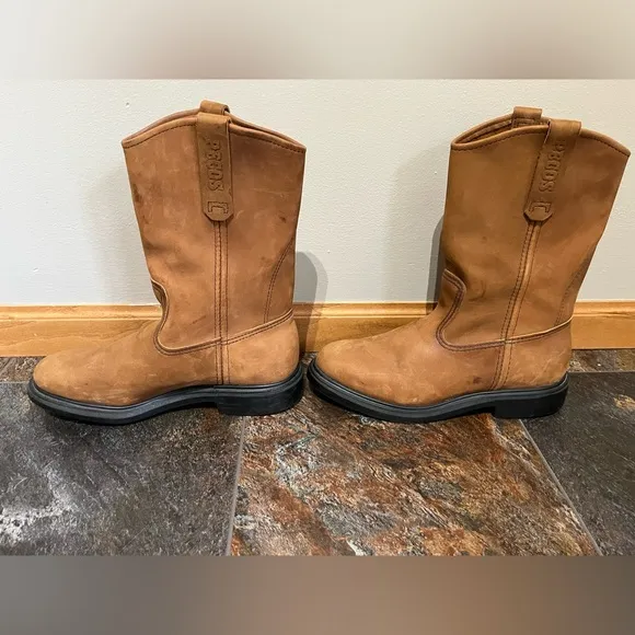 Red Wing Pecos 1105 soft toe pull on 11” boots. Size 8.