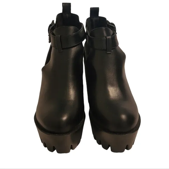 Refresh Fabia chunky heel lug booties whimsigoth biker black platform heels 7.5