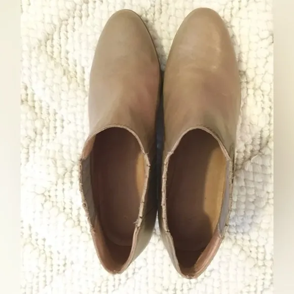 Retro Madewell Tan Chelsea Ankle Boots