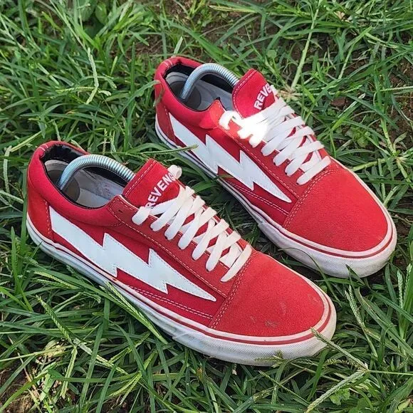 REVENGE X STORM - Mens Shoes - SIZE 9