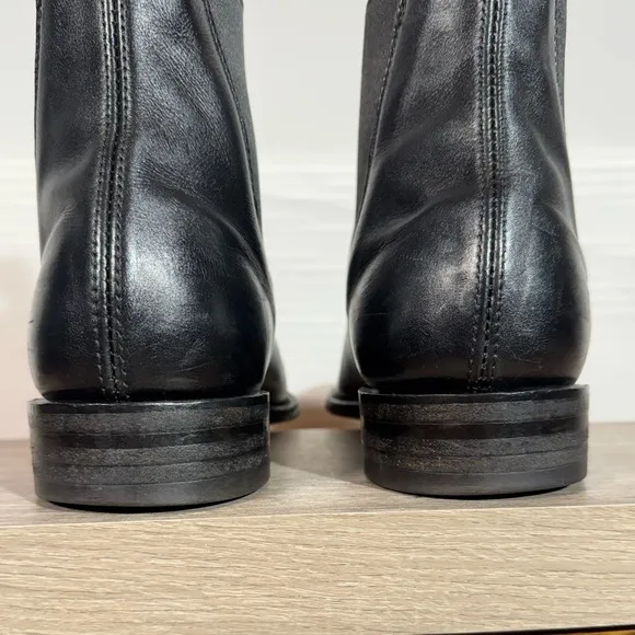 RM Williams Craftsman Men’s Black Yearling Chelsea Boots Size 12 E US (11 H UK)