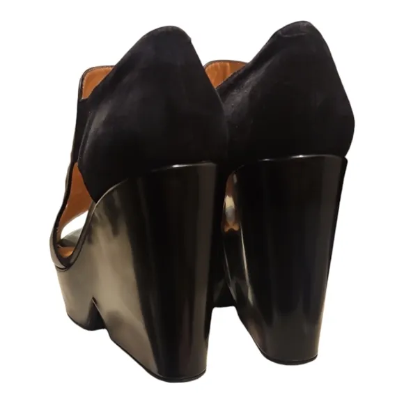 ROBERT CLERGERIE | Diser Black Leather Wedge Sandals in Size EU 37 / US 6.5