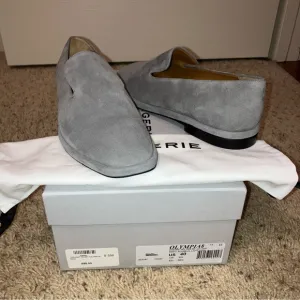 ROBERT CLERGERIE Flats / Loafers OLYMPIA 8 Grey - Sz 9.5 M (EU 39.5) France NEW!