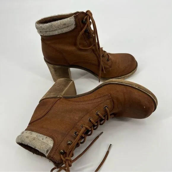 Rocket Dog Boots Brown Size 8.5